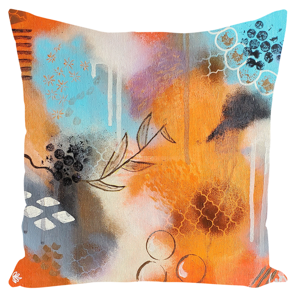 InTu005 Throw Pillows