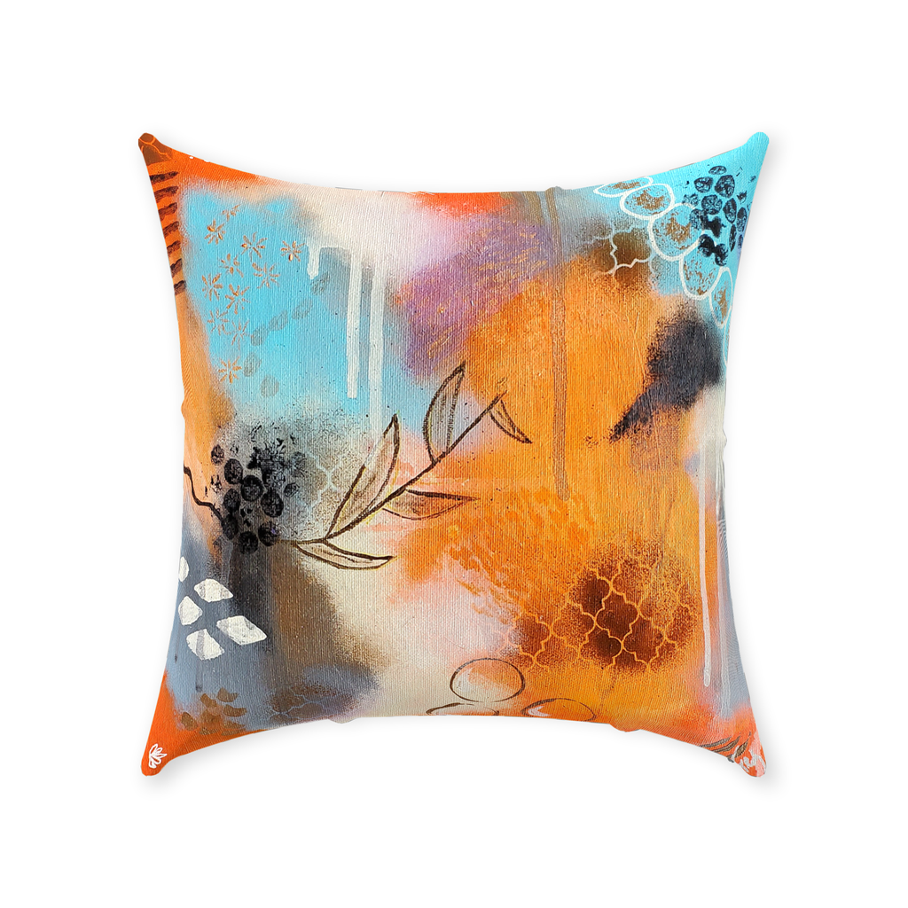 InTu005 Throw Pillows