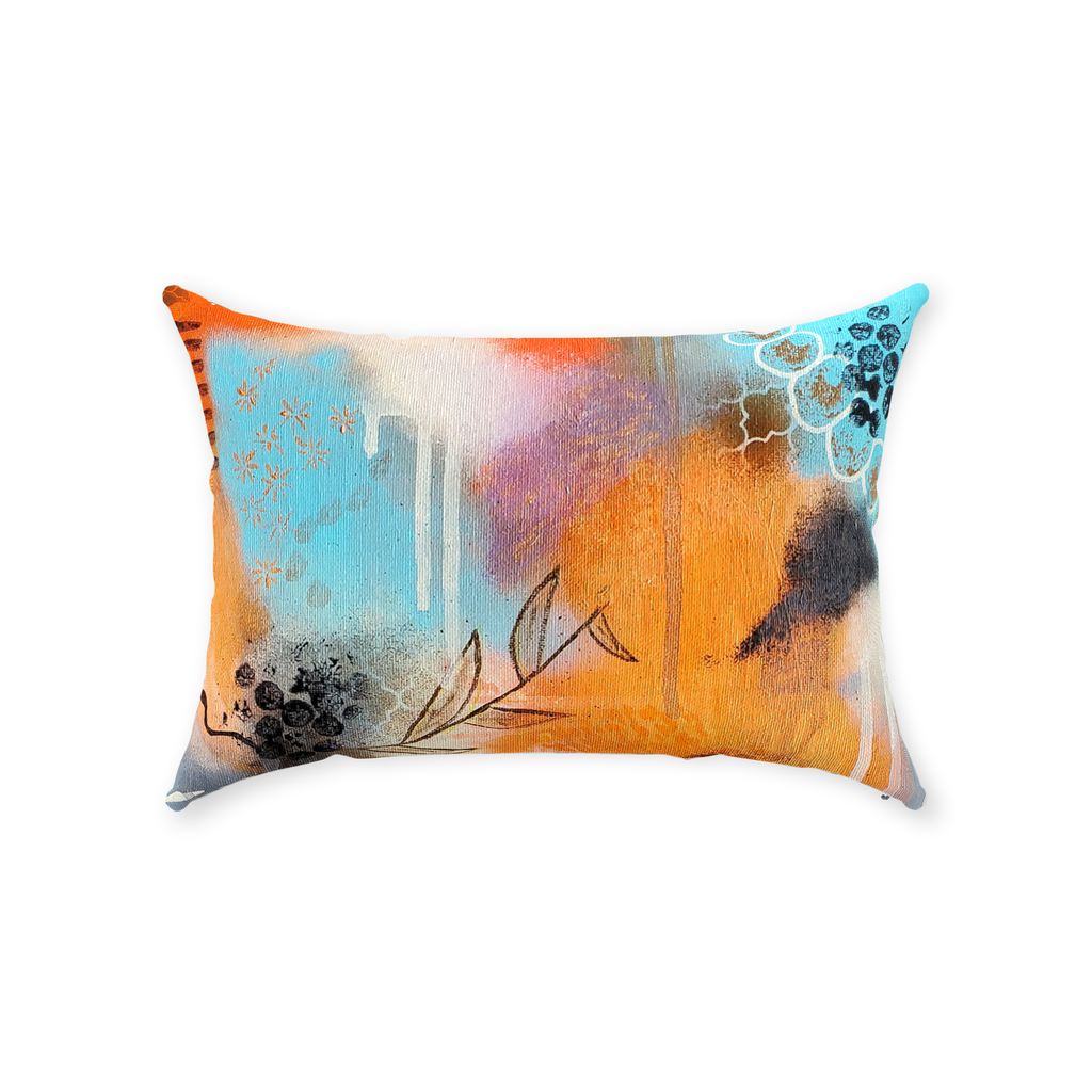 InTu005 Throw Pillows