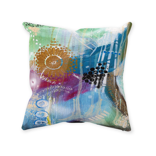 InTu0060321 Throw Pillows